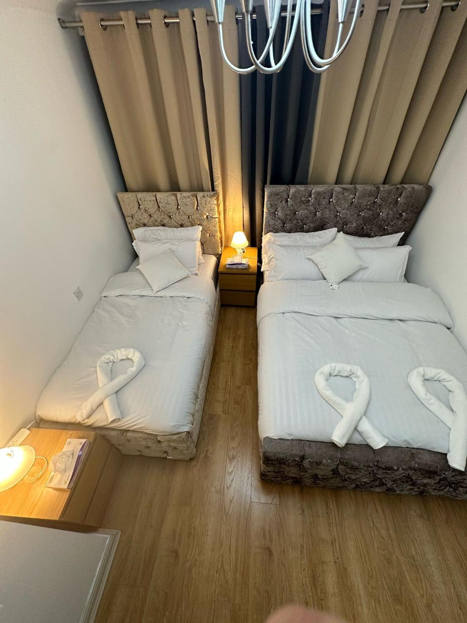 2 Bedroom With Security 24 Appartement Londres